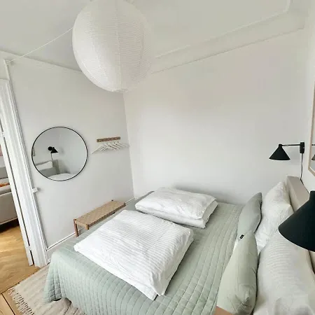 Apartment Deluxe 4 Bedrooms 180 M2 Canal View Prime Location