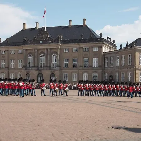 Appartamento Deluxe 4 Bedrooms 180 M2 Canal View Prime Location *