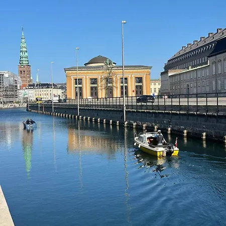 Apartment Deluxe 4 Bedrooms 180 M2 Canal View Prime Location Copenhagen
