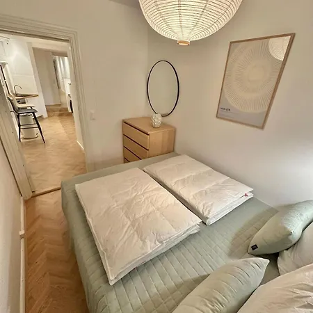 Deluxe 4 Bedrooms 180 M2 Canal View Prime Location Copenhagen