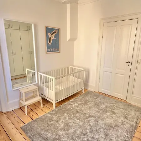 Apartment Deluxe 4 Bedrooms 180 M2 Canal View Prime Location Copenhagen
