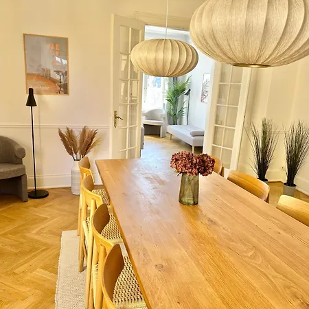 Appartamento Deluxe 4 Bedrooms 180 M2 Canal View Prime Location