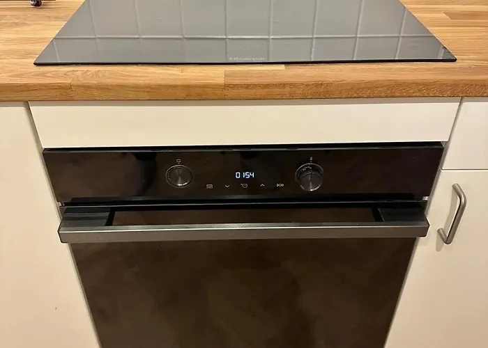 Deluxe 4 Bedrooms 180 M2 Canal View Prime Location