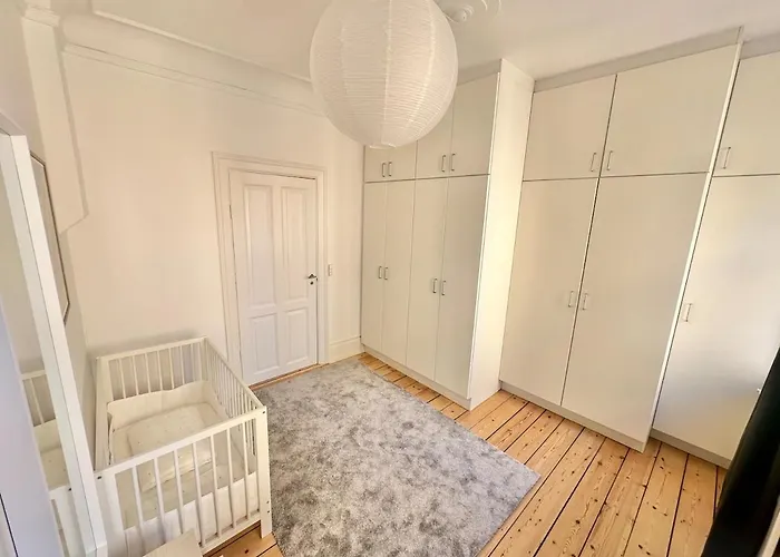 Deluxe 4 Bedrooms 180 M2 Canal View Prime Location Appartamento Copenaghen