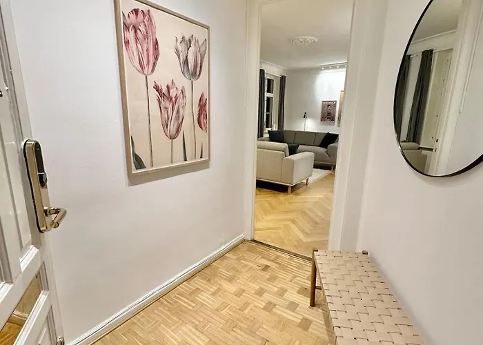 Deluxe 4 Bedrooms 180 M2 Canal View Prime Location