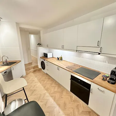 Deluxe 4 Bedrooms 180 M2 Canal View Prime Location * Köpenhamn